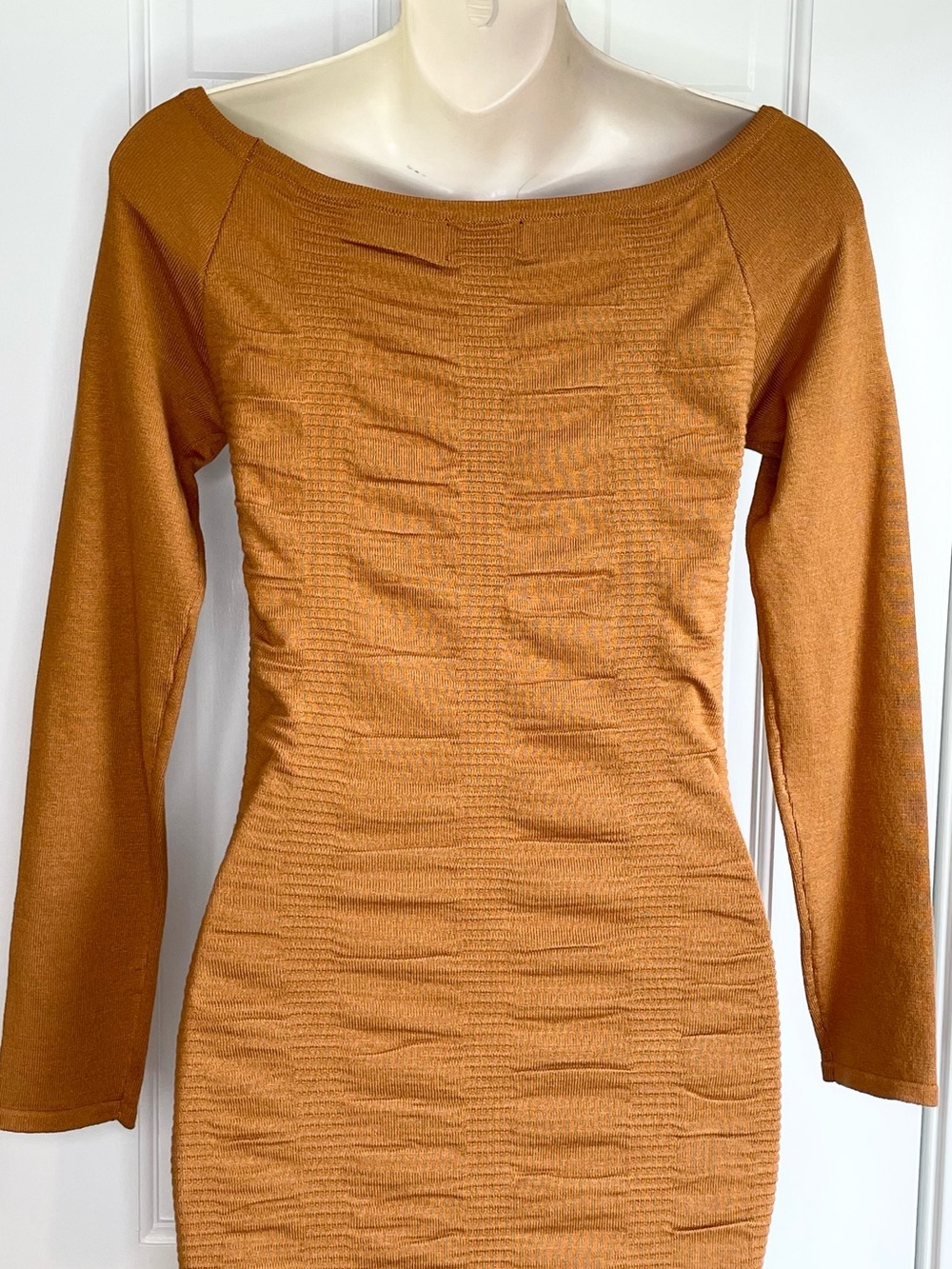 M, L, XL Long Sleeve Ruched Bodycon Dress in Rust - Picture 6 of 8